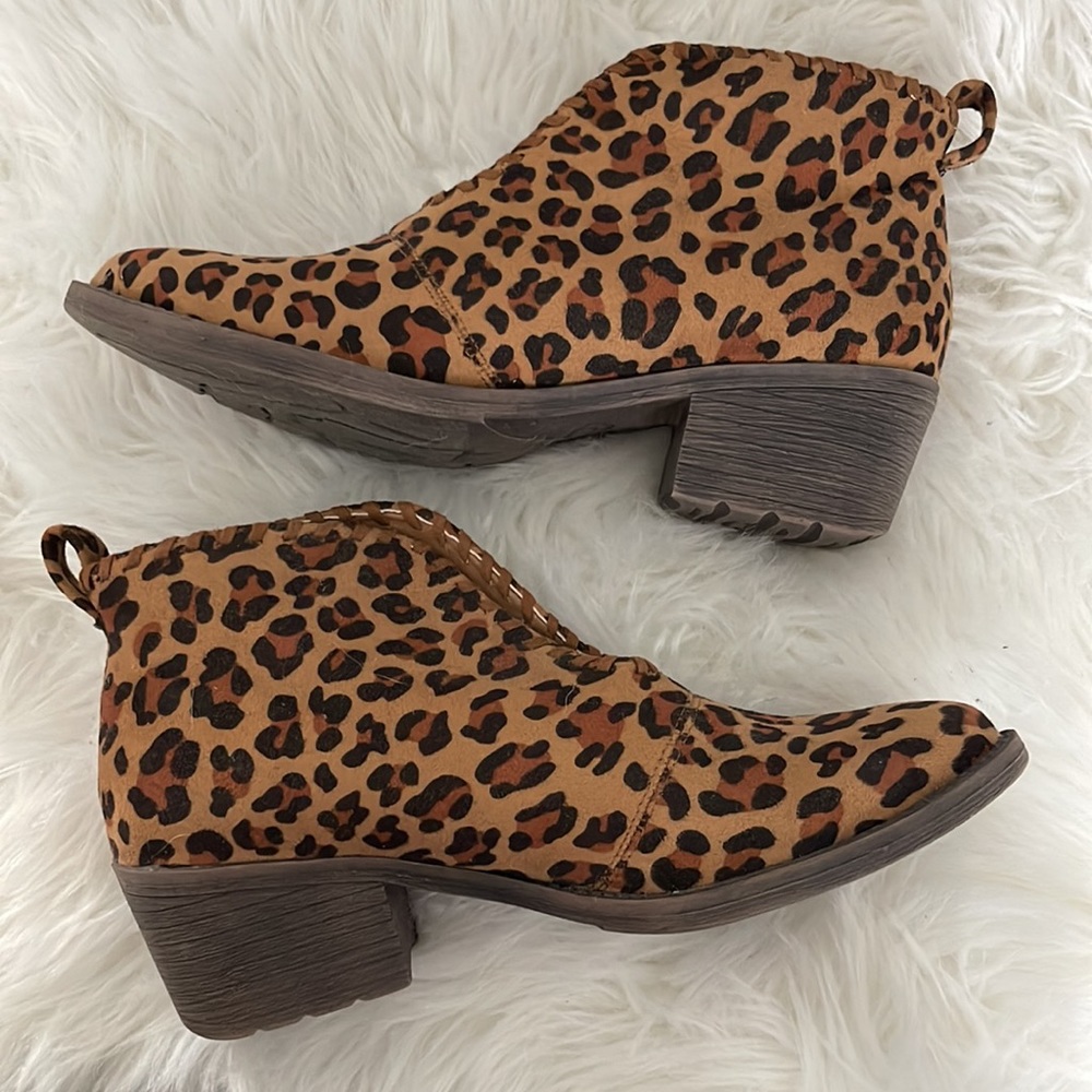 leopard print booties